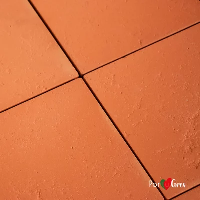 sol-rustico-masia-vermelho